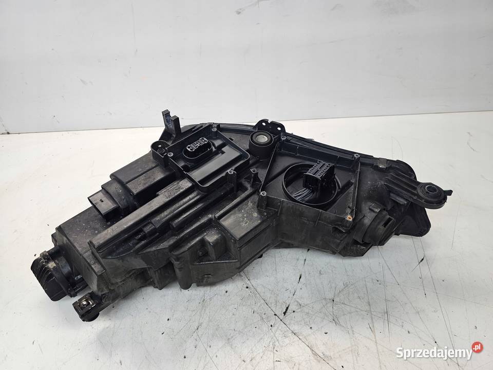 REFLEKTOR PRAWY PRZÓD FULL LED AUDI A4 B9 Przystajń