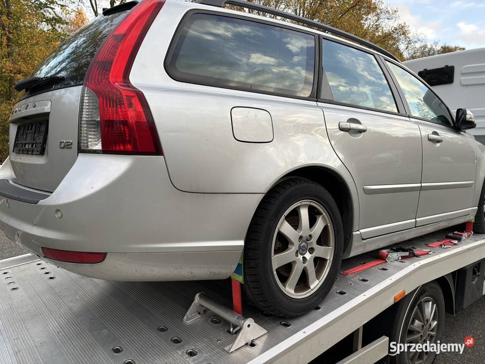 VOLVO V50 kolor 42626 1600cm3 Płock