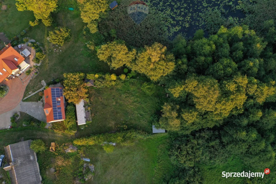 Działka z warunkami zabudowy z linią brzegową