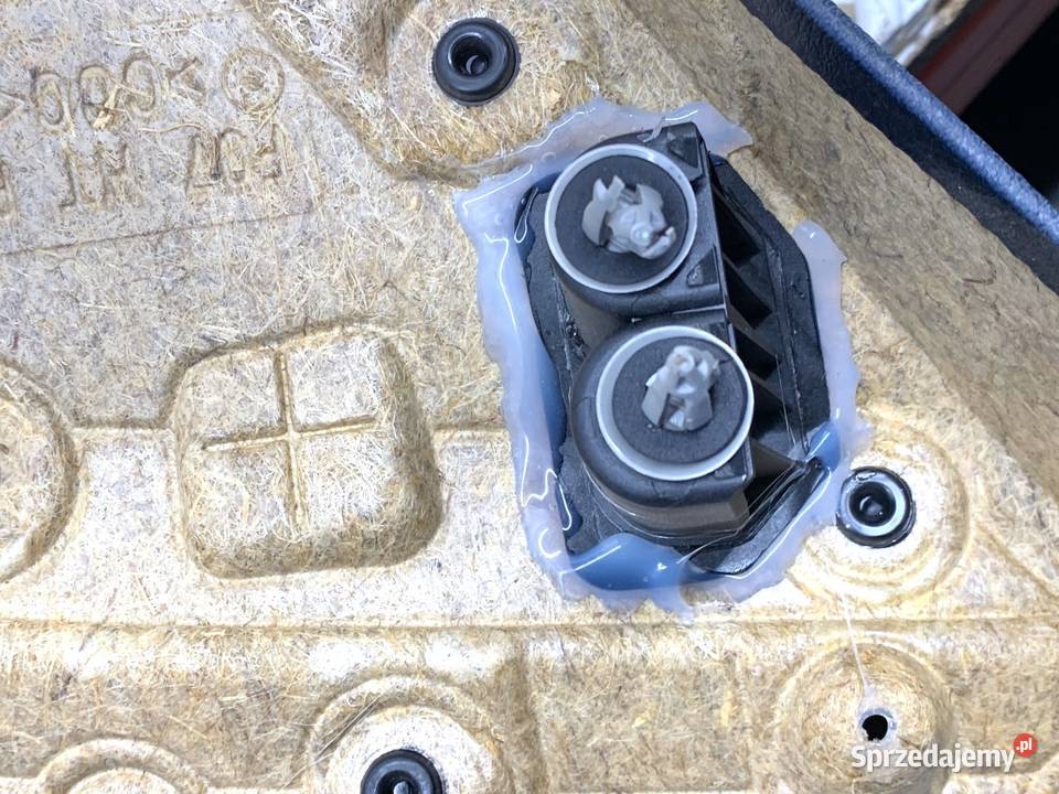 BOCZEK DRZWI PRAWY TYŁ BMW F07 Hatchback 0917 osobowe