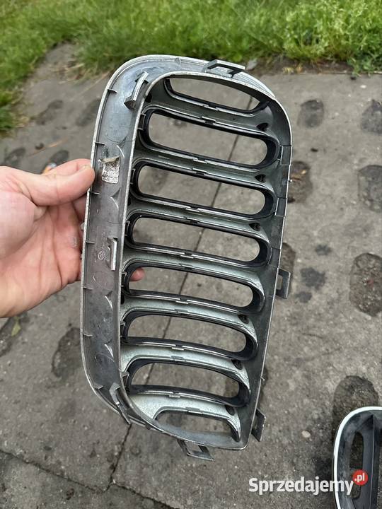 BMW X3 E83 przedlift Grill Atrapa Nerki oryginał Karoseria