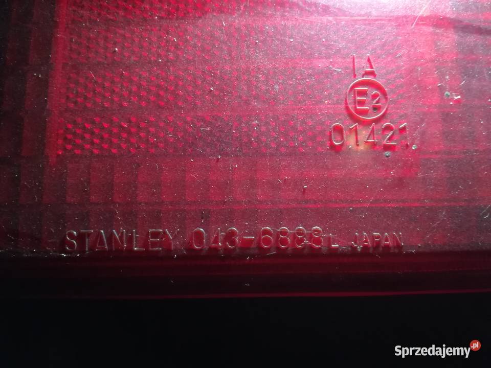 Mazda 626 1987r tylne lampy