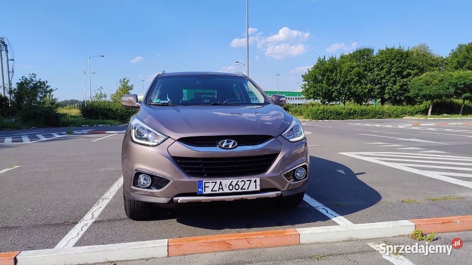 Hyundai ix35 20 benzyna 6bautomat navi kamera