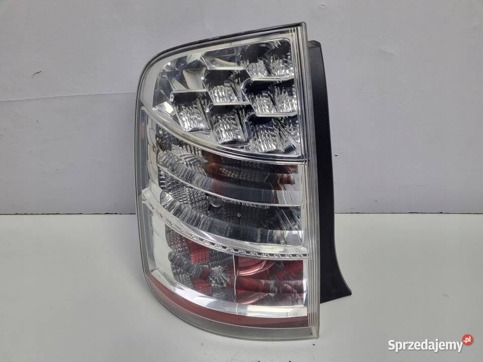 Toyota Prius II 0309r TYLNA LAMPA LEWA lewy tył Rudka