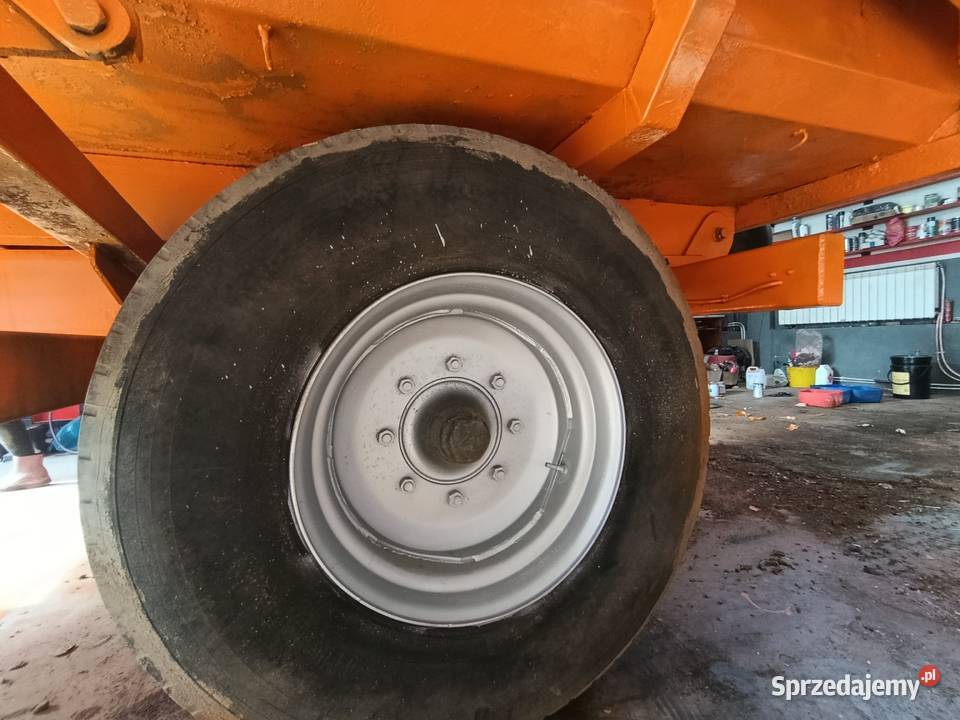 Przyczepa wywrotka kiper dokumenty nieuszkodzony Przyczepy rolnicze Maszyny rolnicze