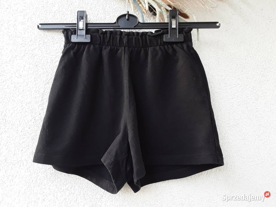 Spodenki czarne krótkie r 146 HM