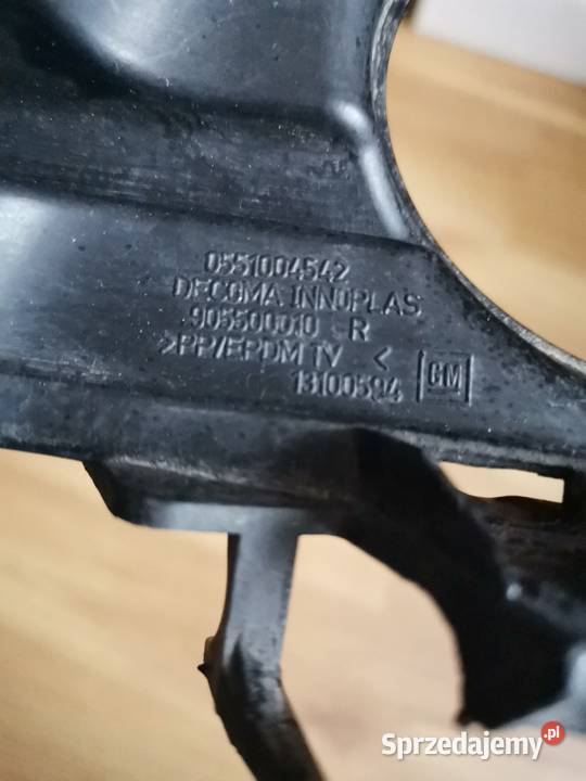 OPEL VECTRA C 0208 PRAWA KRATKA HALOGENU Międzychód