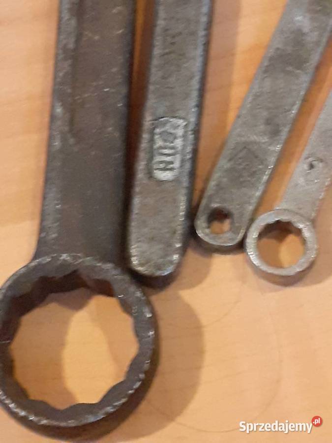 Stare klucze płaskie oczkowe różne PRL Chorzów sprzedam