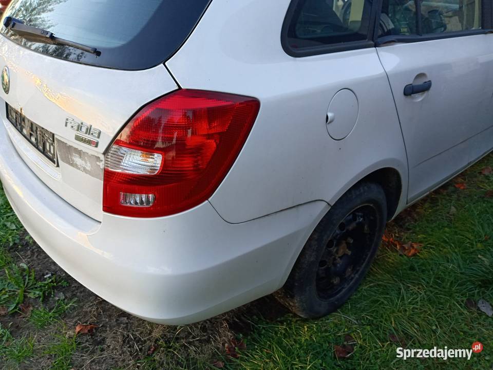 Skoda fabia 2fl błotnik drzwi fotele zderzak osobowe Pozostałe sprzedam