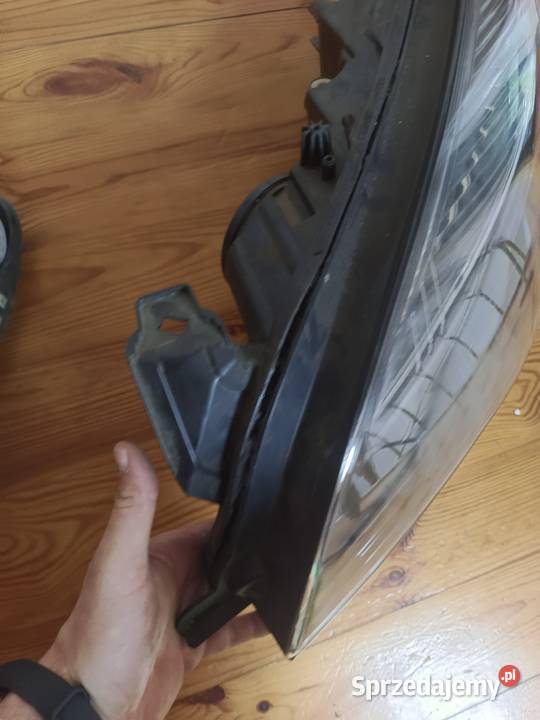 Lampy przednie xenony opel astra j podkarpackie Nisko sprzedam