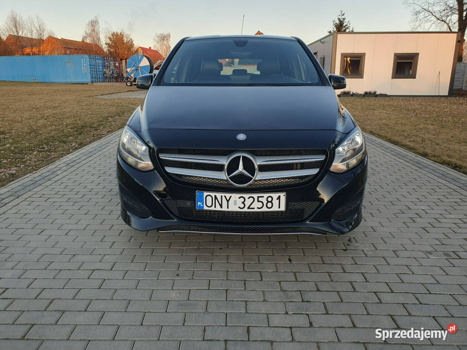 Mercedes B 180 B180cdi Automat Skóra LIFT 2015r wielofunkcyjna kierownica Strobice
