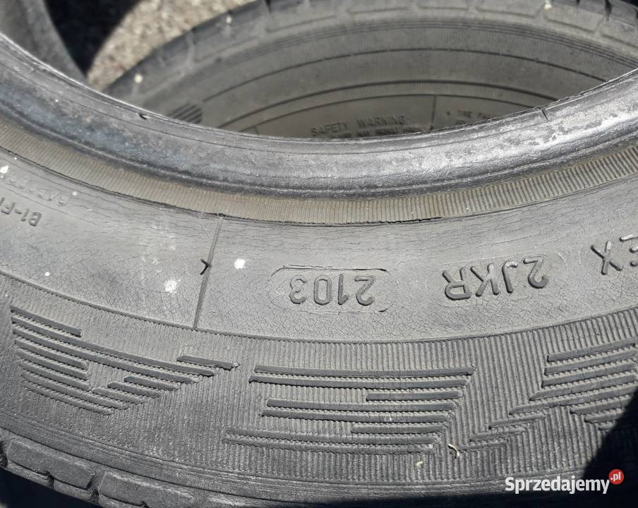 Dwie opony letnie Goodyear GT2 17565R14