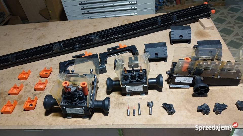 Wiertarka pod zawiasy Blum Minipress Pro z