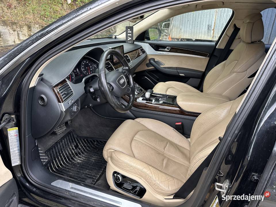 Audi a8 Stobierna