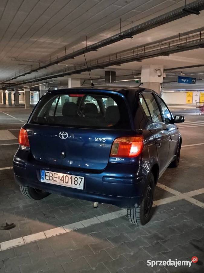 Sprzedam niezawodną i praktyczną Toyotę Yaris manualna sprzedam
