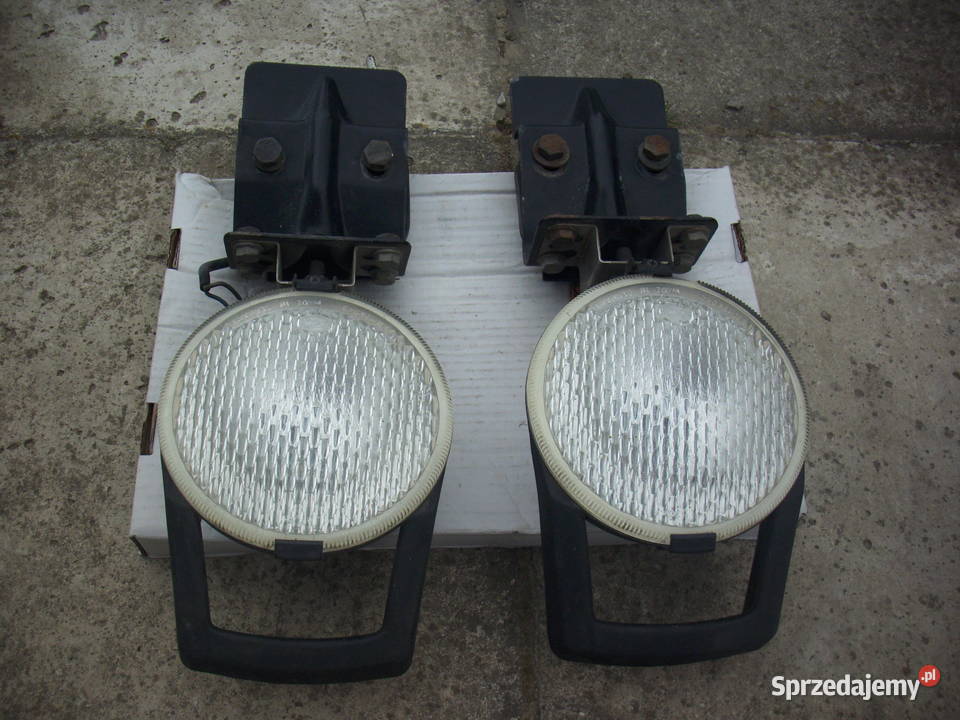 Lampa reflektor dodatkowy z mocowaniem MAN Kielce