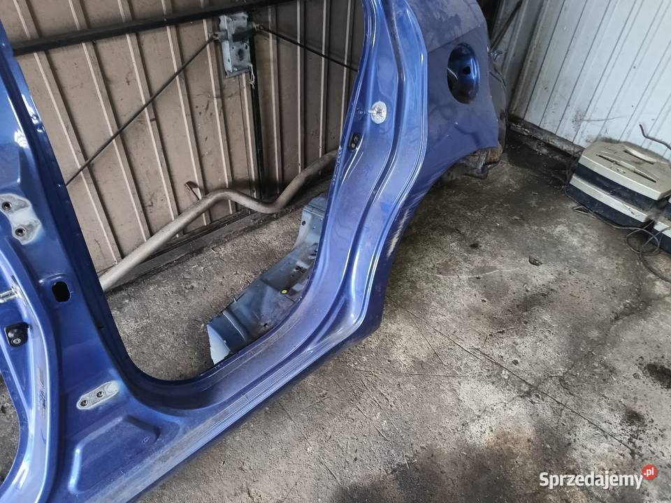 Kia Rio 3 1117r 5d Lewy błotnik słupek B próg Jaworzno sprzedam
