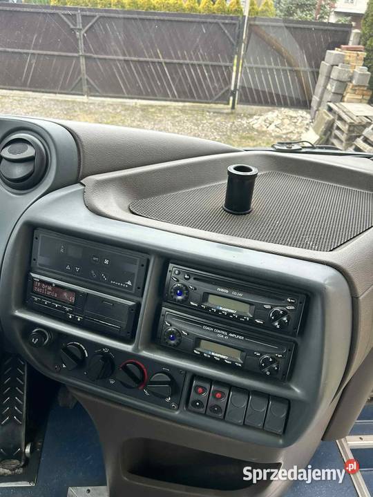 Autobus IRISBUS Rok produkcji 2007 Łazy