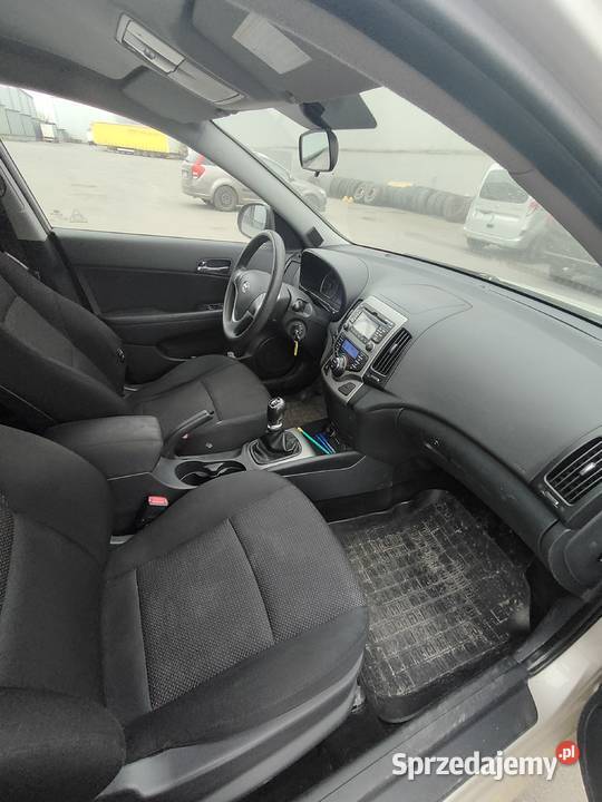 Syndyk sprzeda Hyundai i30 16 2011r Jasieniec