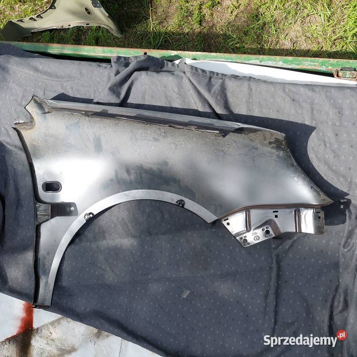 Błotnik lewy przód volkswagen Polo 9N 20012005 osobowe Piaseczno