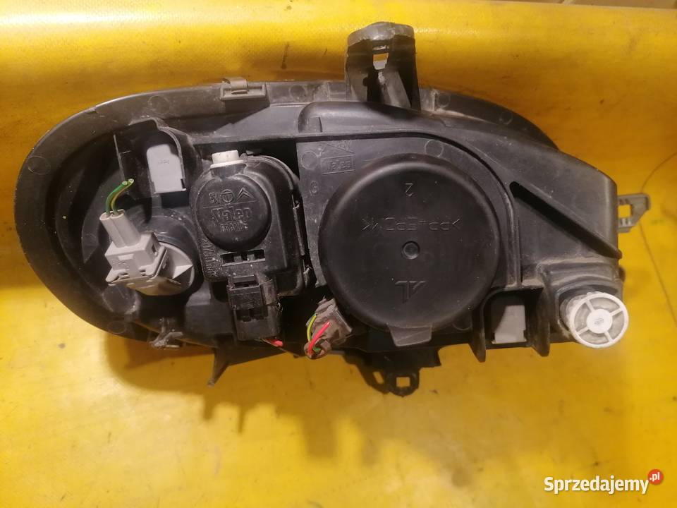 lampa przód lewa 9636331780 Citroen Saxo lift Piotrków Trybunalski