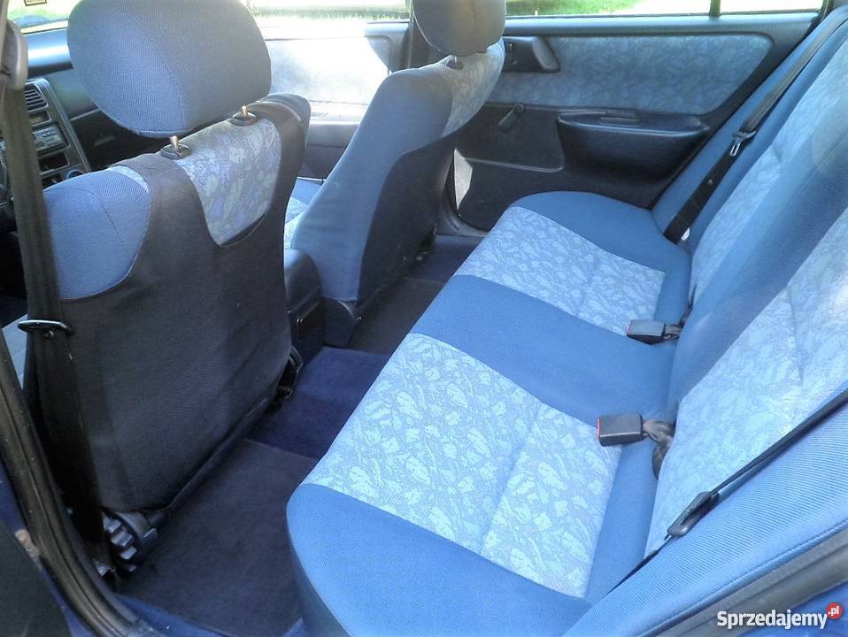 TOYOTA CARINA E 16 XLI ABS Carina łódzkie Rzeczyca