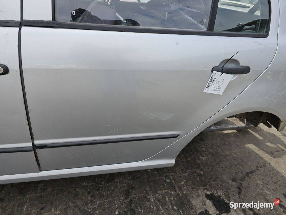 DRZWI LEWE TYŁ SKODA FABIA I Lipno sprzedam