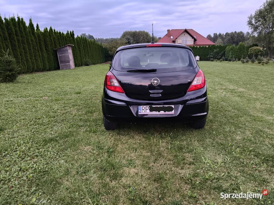 Opel Corsa 14 benzyna stan 205000km Rzeszów