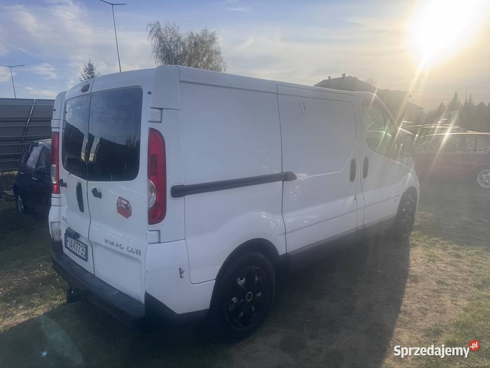 Opel vivaro 255 przebiegu klima hak zamiana 1900kg Słupca