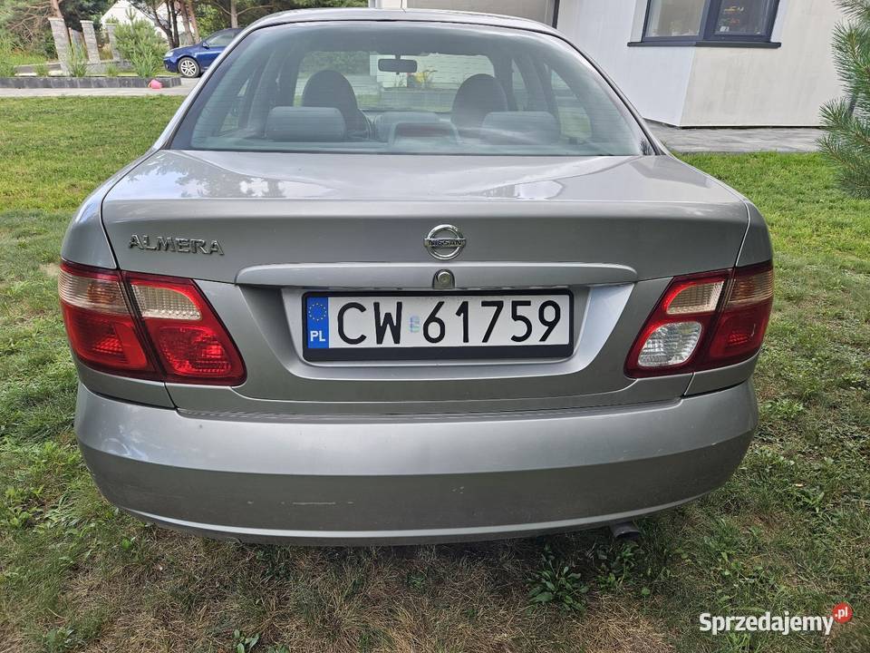 Nissan almera 15 benzyna 1 właściciel