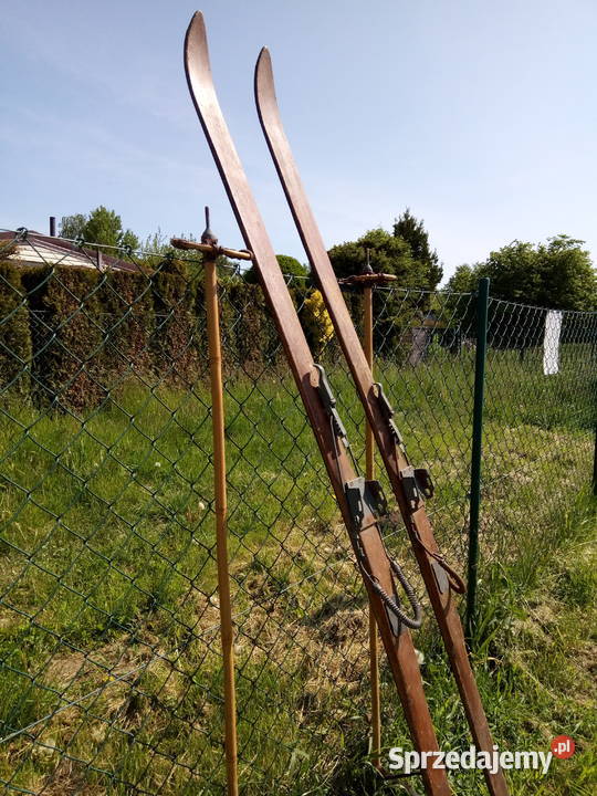 Narty zabytkowe z okresu międzywojennego Jastrzębia Góra