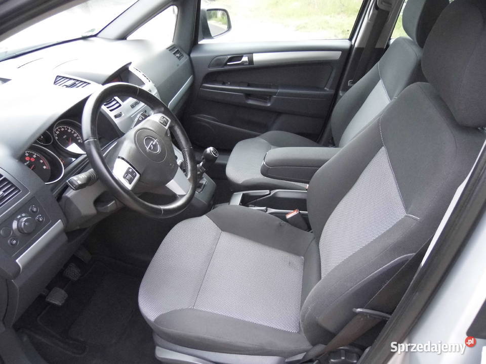 18 140 SIEDMIOOSOBOWY SUPER STAN światła do jazdy dziennej