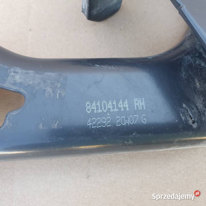 VOLVO FH4 ZAWIAS ATRAPY DOLNEJ GRILLA 84104144 zawiasy Bieleń