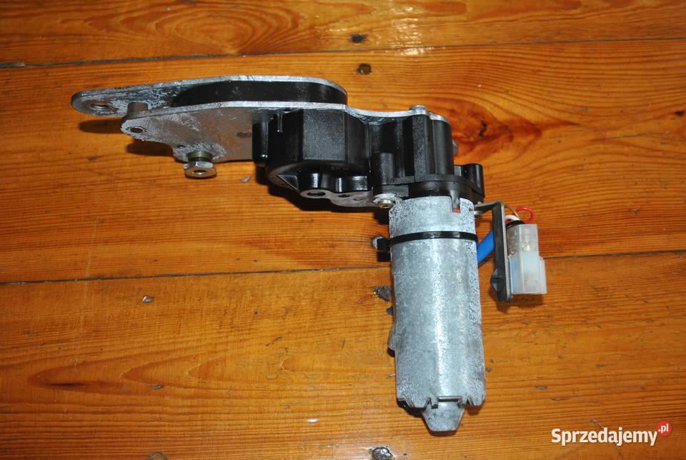 Napęd regulacji wysokości fotela pasażera BMWE46 wyposażenie elektryczne Poręba sprzedam