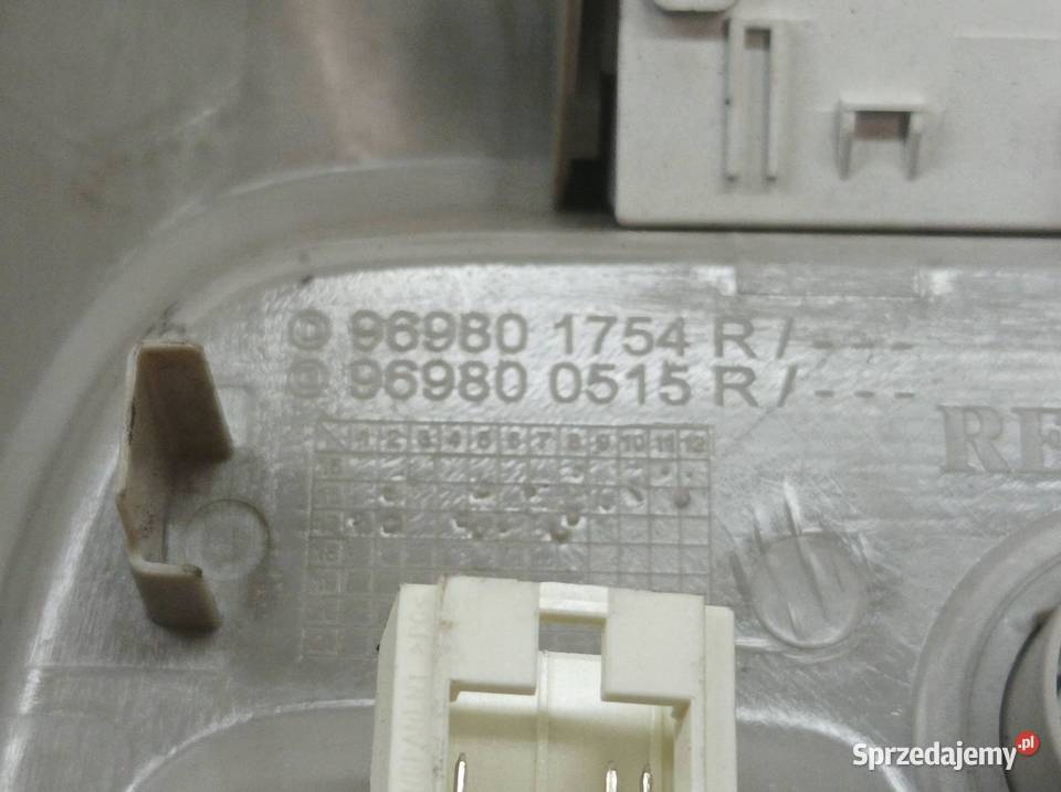 LAMPKA PODSUFITKI Renault Clio IV 20122019 sprzedam