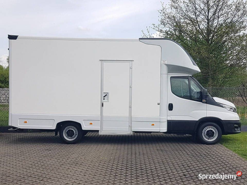 Iveco Daily KONTENER NISKOPODŁOGOWY 443x223x242 centralny zamek Poręba