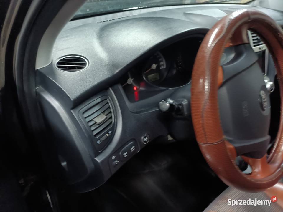 TERENOWY KLASYK Z GAZEM Kia Sportage II 2005 Sławno