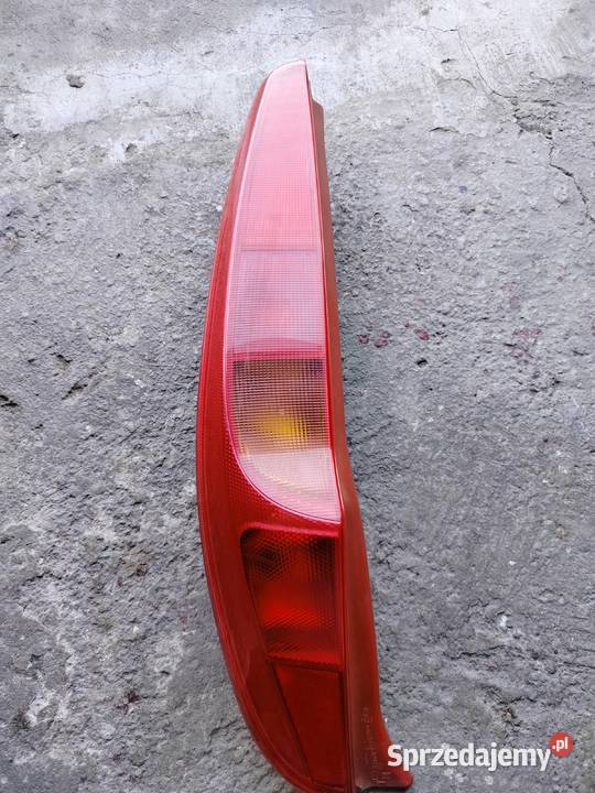 Lampy tył Fiat Punto II sprzedam