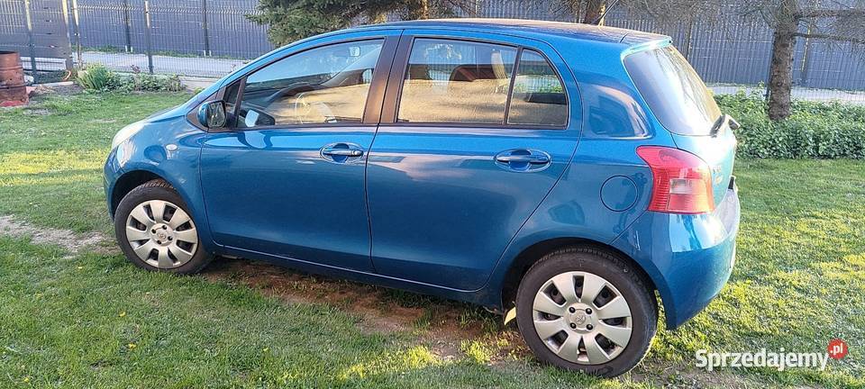 Toyota Yaris 2006 13 87 benzyna niezawodny normy system Start-Stop Kraków sprzedam
