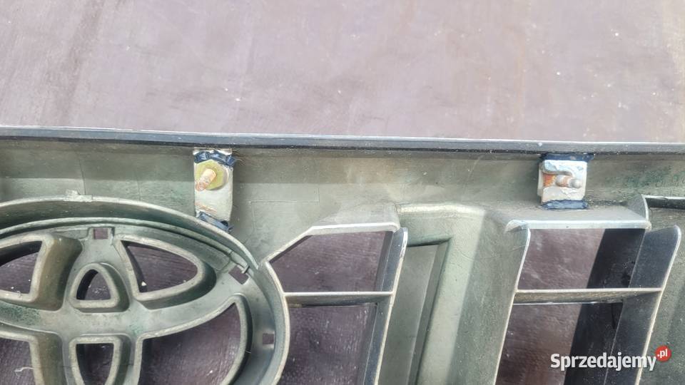 TOYOTA LAND CRUISER J120 FJ120 120 ATRAPA GRILL Atrapy sprzedam