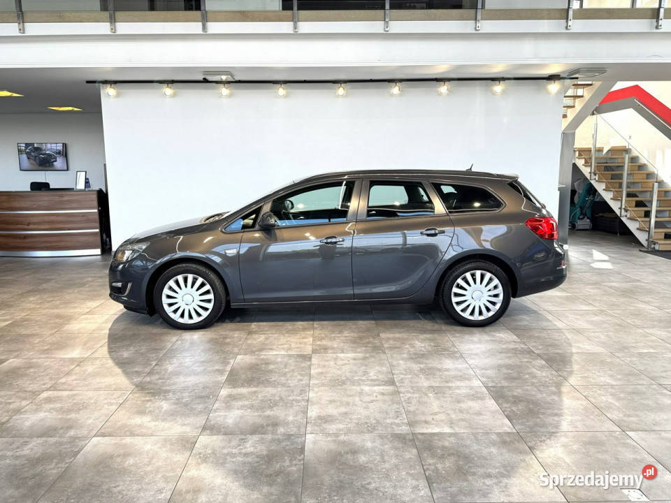 Opel Astra ST 14 120 M6 20132014 r salon J relingi dachowe Astra Myślenice