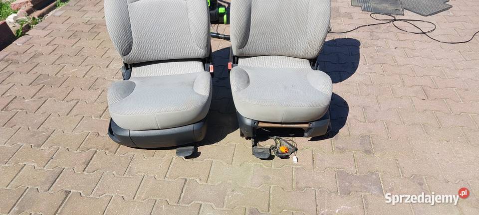 Fotele przód Fiat Stilo 5D Szczecin