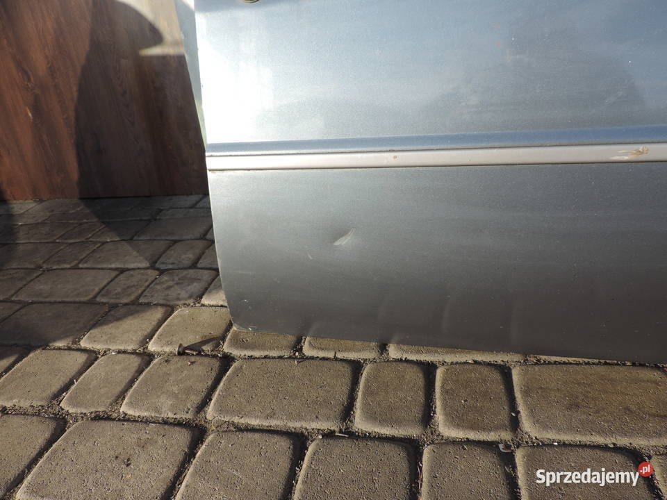 DRZWI PRAWY PRZÓD FORD FIESTA MK4 osobowe małopolskie Nowy Sącz