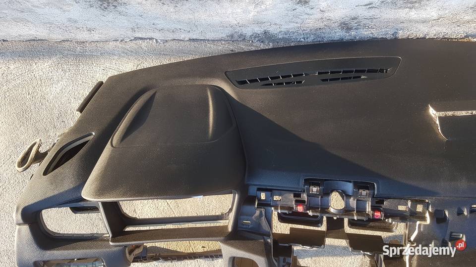 BMW 218d seria 2 F45 Active Tourer deska Legnica