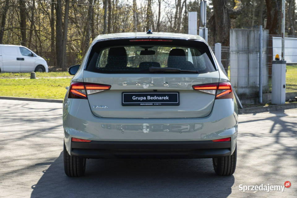 koda Fabia Drive 10 TSI 95 Dostępny ręki IV 2021 czujnik parkowania Samochody osobowe Łódź