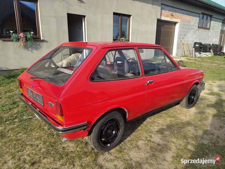 Fiesta 82 z Niemiec z dokumentami