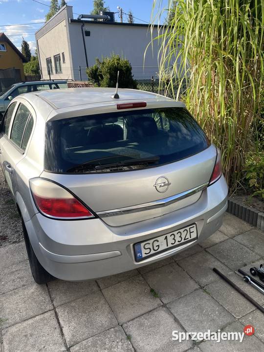 Opel Astra H 17cdti uszkodzony uszkodzony śląskie Smolnica