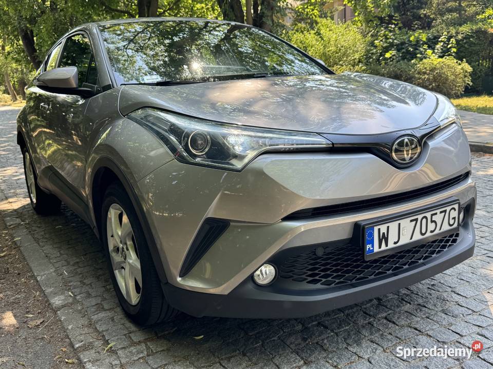 Toyota CHR Salon nieuszkodzony Warszawa sprzedam