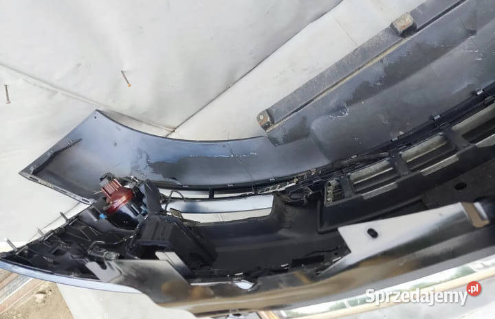 AUDI A8 D3 ZDERZAK PRZEDNI GRILL ATRAPA HALOGENY Radom