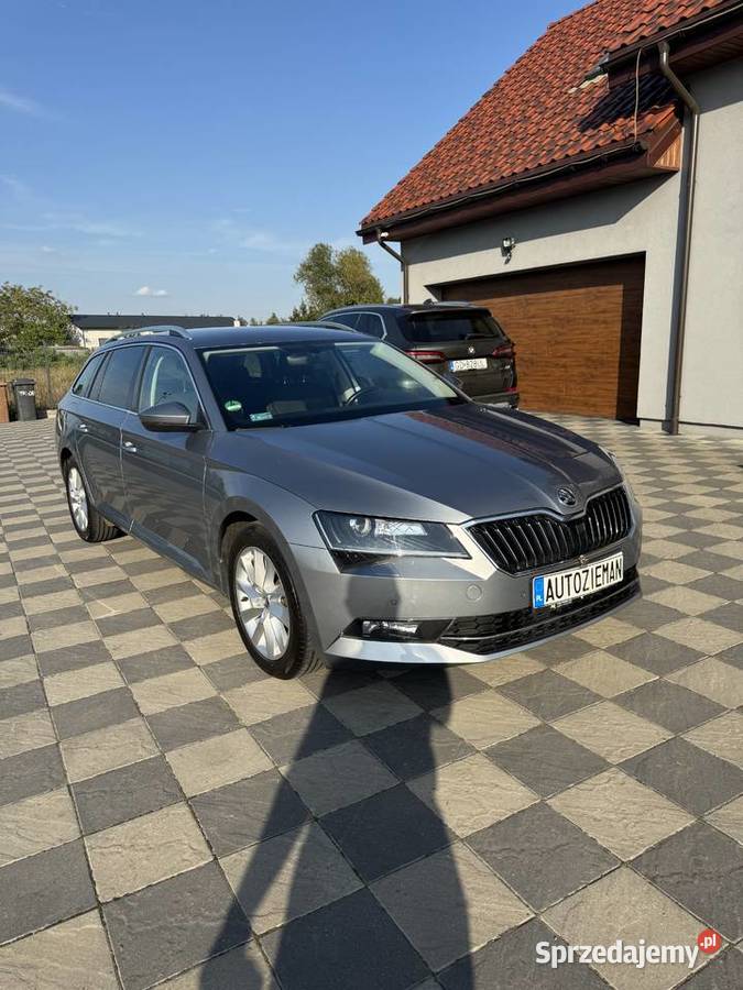 Skoda Superb 2018 18 benzyna przebieg 160 1800cm3
